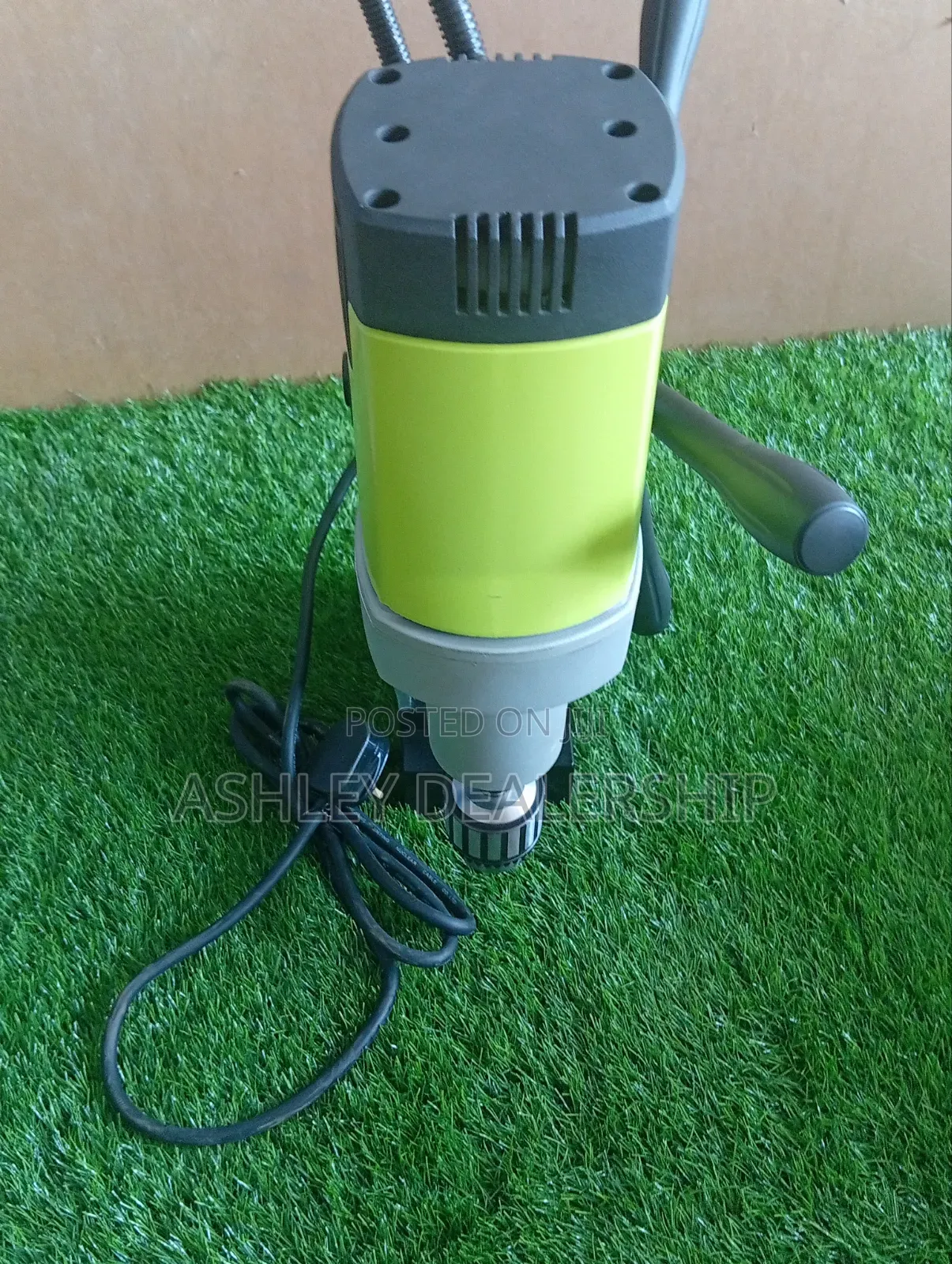 Magnetic Hand Drill