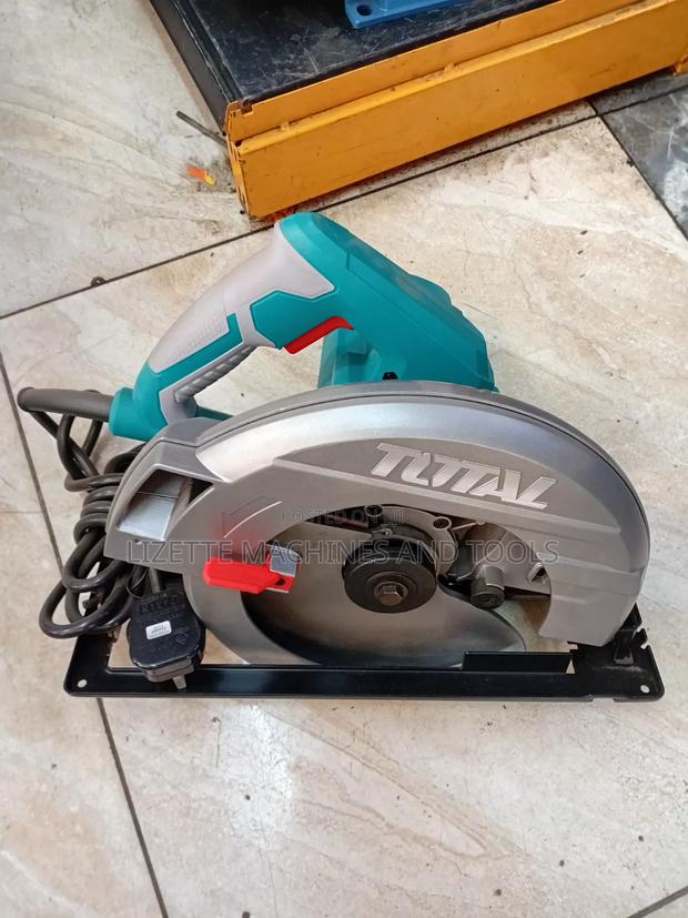 Total 2200w Circular Saw - thumbnail 3
