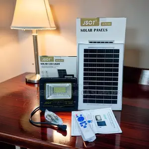 High Efficiency 100w Solar Powered Flood Light Ip67 Waterproof