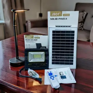 100w Solar Flood Light With Large Inbuilt Battery Ip67 Waterproof