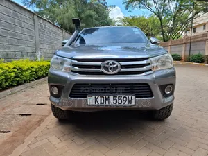 Toyota Hilux Revo Double Cab Deisel 2.4 AWD 2016 Gray