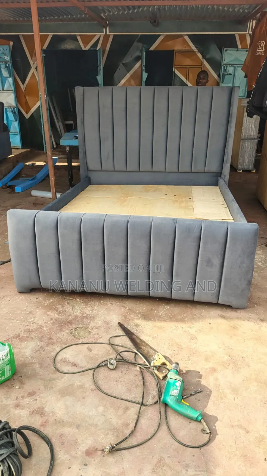 Grey 5*6 Chester Bed Full