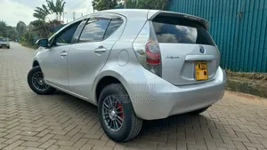 Toyota Aqua 2014 Silver