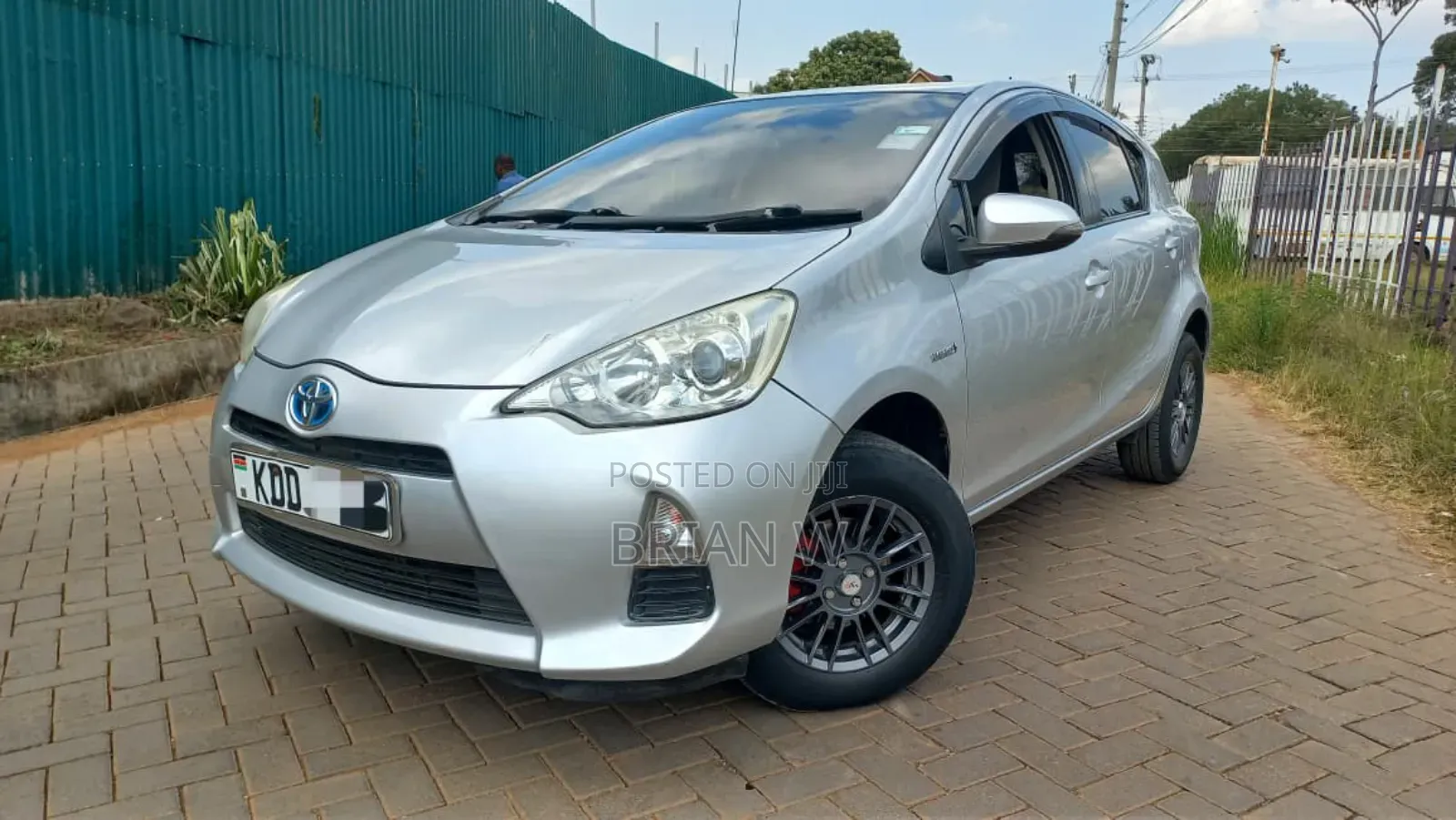 Toyota Aqua 2014 Silver
