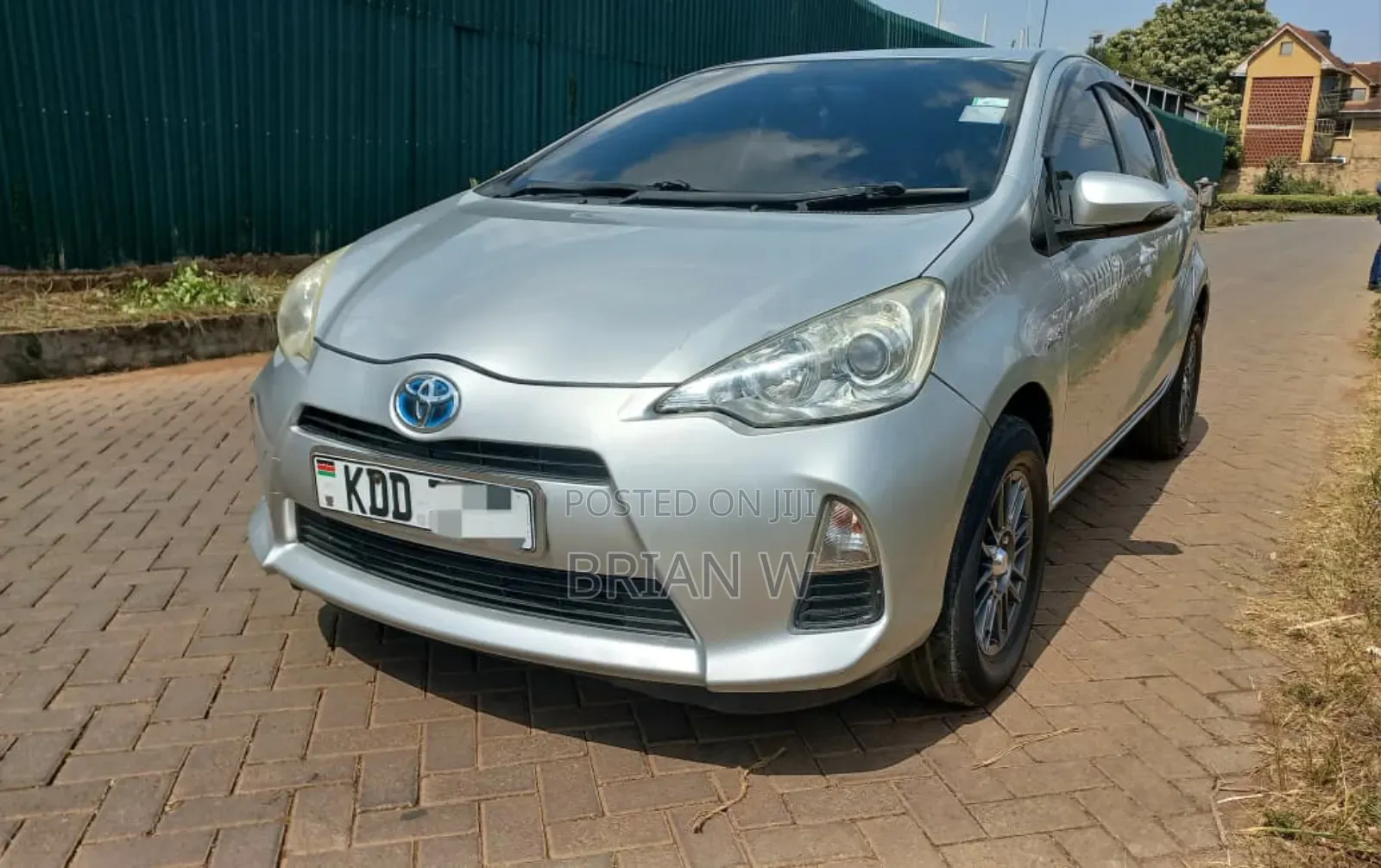 Toyota Aqua 2014 Silver