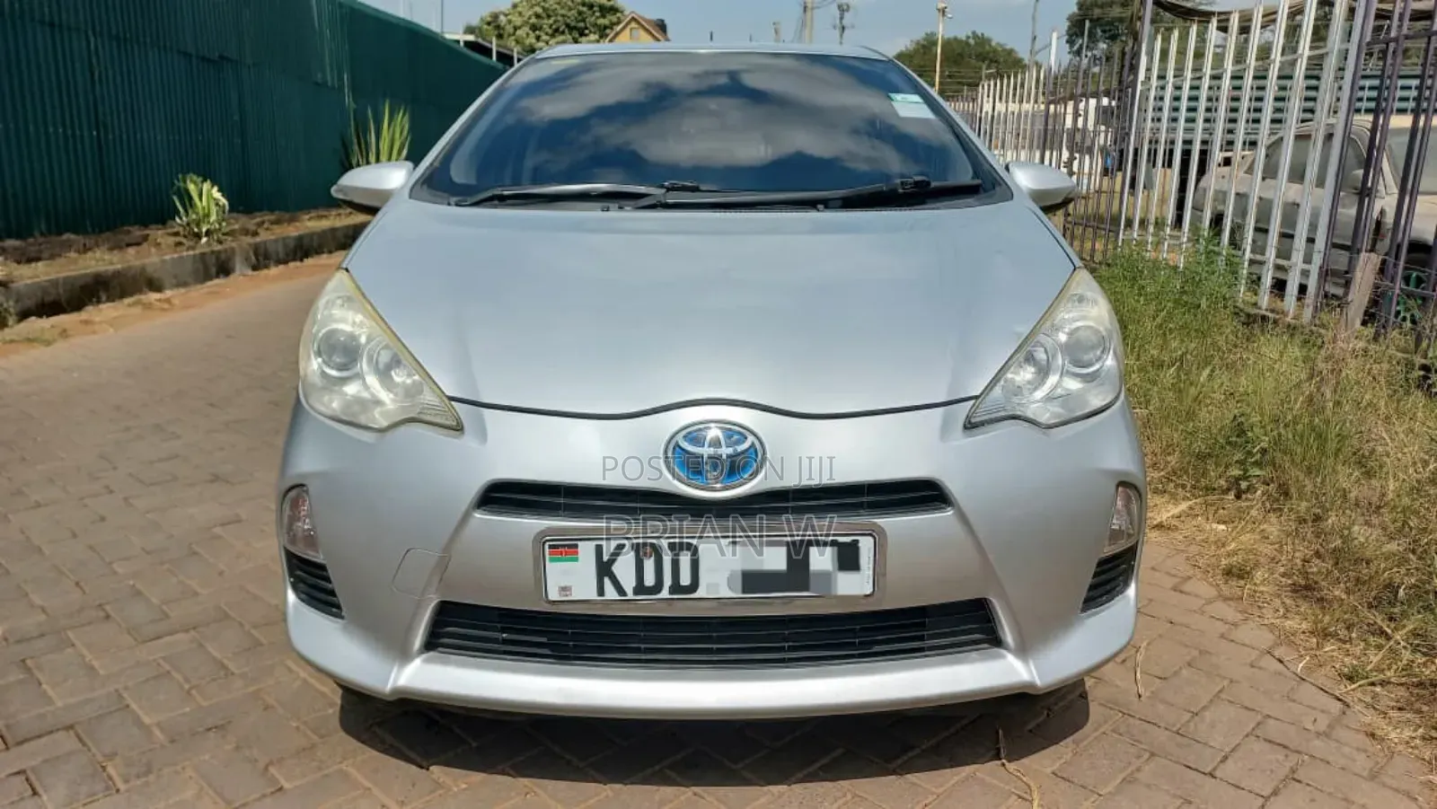 Toyota Aqua 2014 Silver