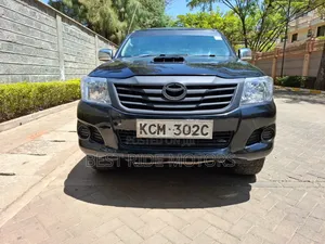 Toyota Hilux 2010 Black