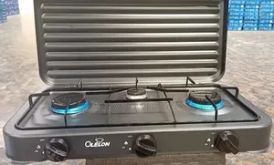 Olelon 3 Burner Black Metallic Tabletop Gas Stove With Lid