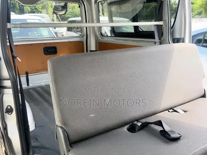 Toyota HiAce 2019 Silver
