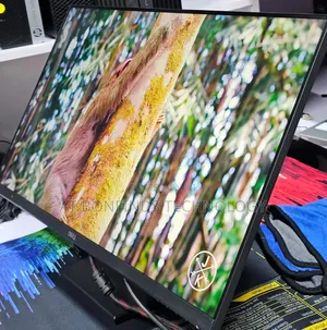 Dell P2719h 
27 Inch Display
1080p