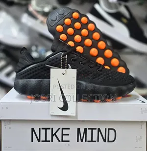 Nike Mind 002 'Black Hyper Crimson Sneakers