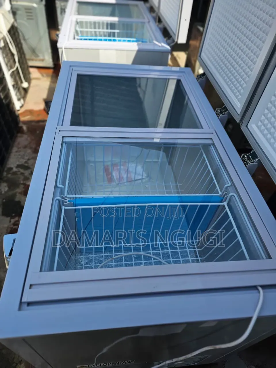 Super Clean Deep Freezer