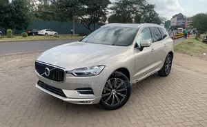 Volvo XC60 2019 Silver