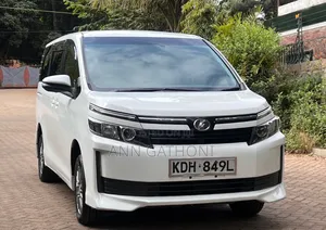 Toyota Voxy 2016 White