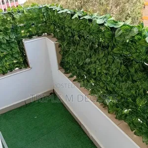 Green Faux Ivy Fence