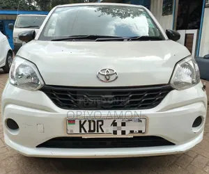 Toyota Passo 2017 White