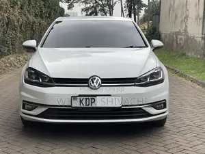 Volkswagen Golf 2017 White