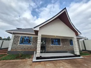3bdrm House in Kagaa Estate, Township G for sale