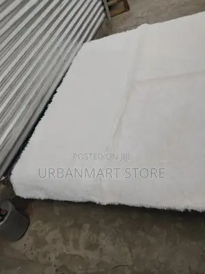 Modern Pattern Plush Carpet 5x8ft