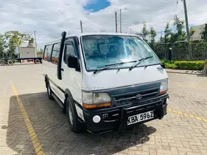 Toyota HiAce 2001 White