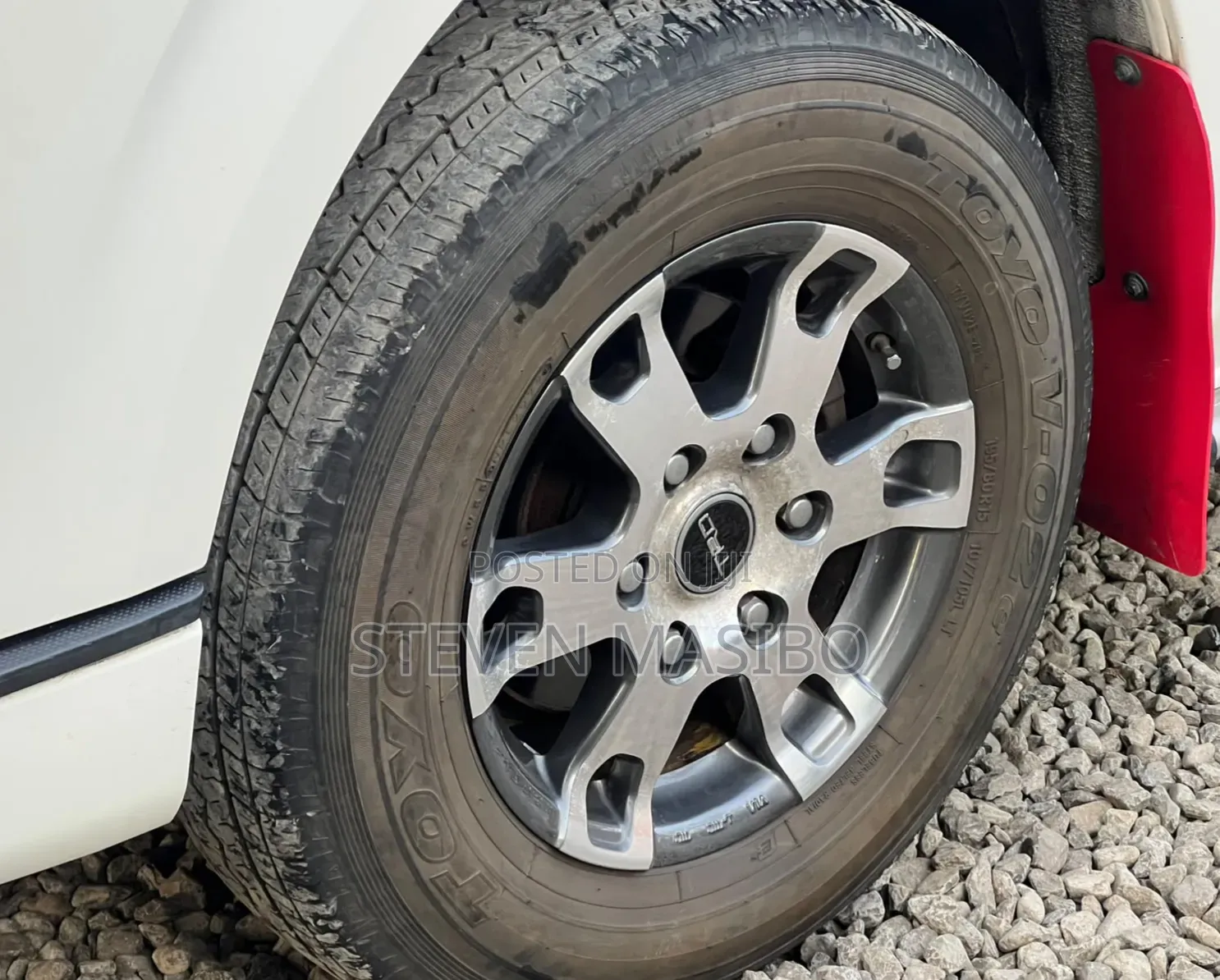 Toyota HiAce 2019 White