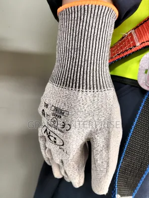 Protective Gloves/ Safety Gloves