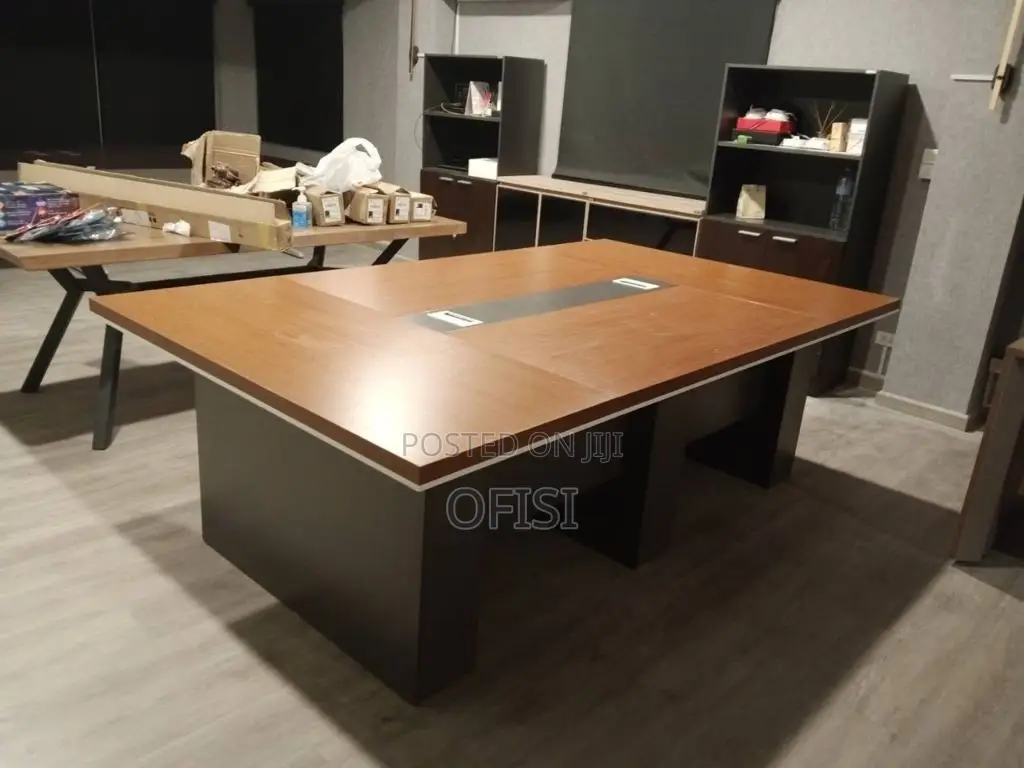 Boardroom Table; Advanced Modern Boardroom Office Table
