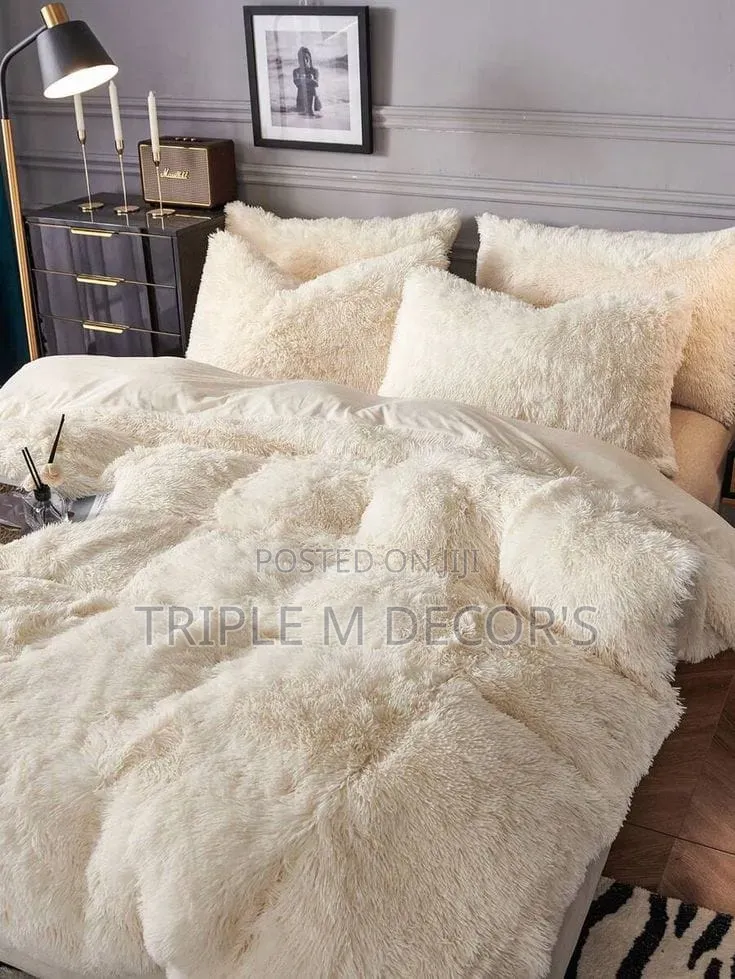 Multi-Piece Fluffy Duvets Set