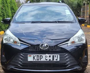 Toyota Vitz 2018 Black
