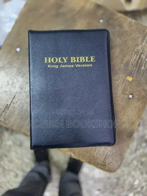 KJV Holy Bible – Black Leather Cover(Zipped)