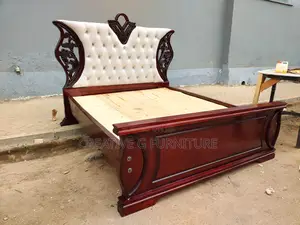 Classic 5x6 Bed Frame – Elegant Design