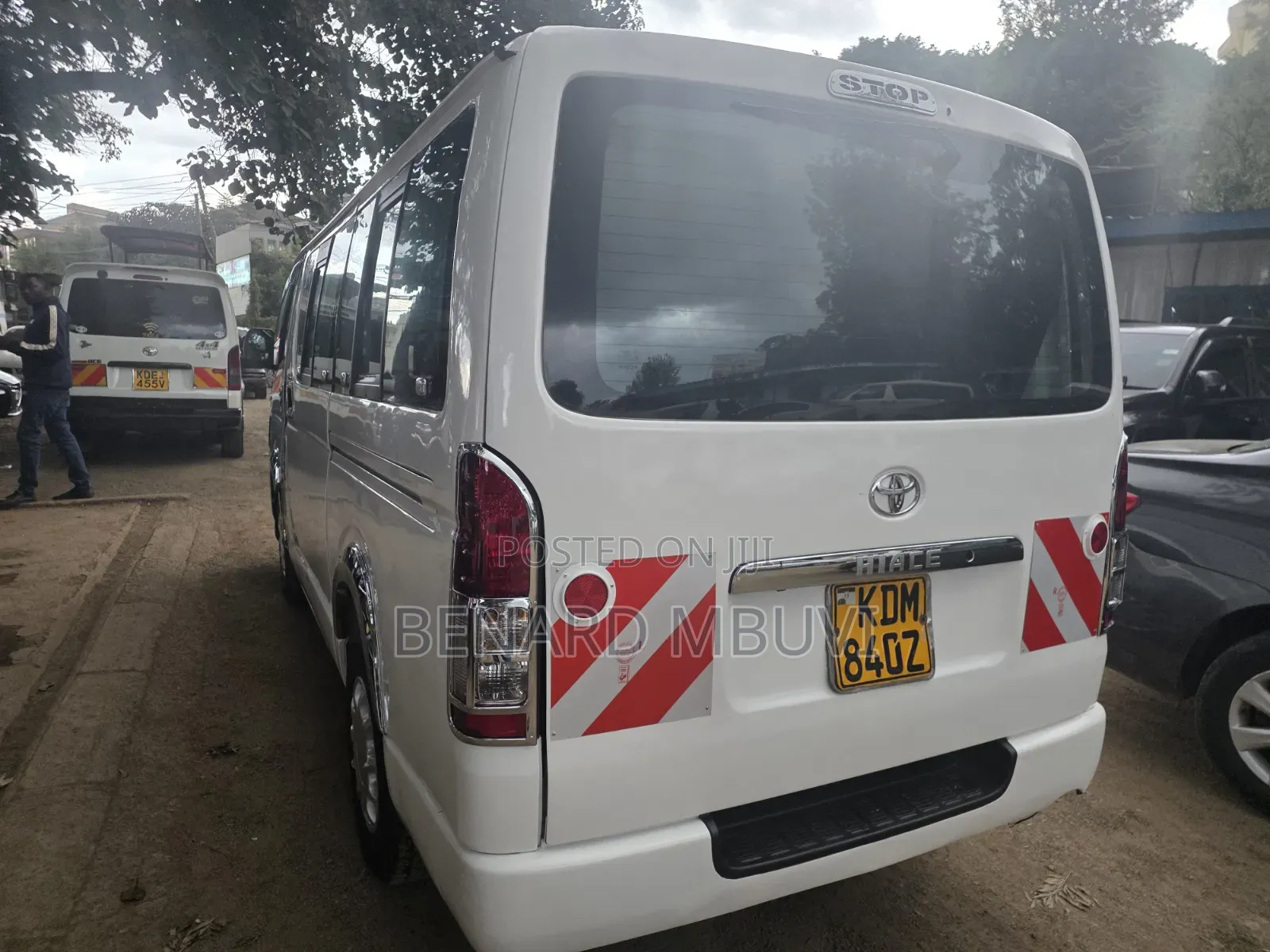 Toyota HiAce 2016 White