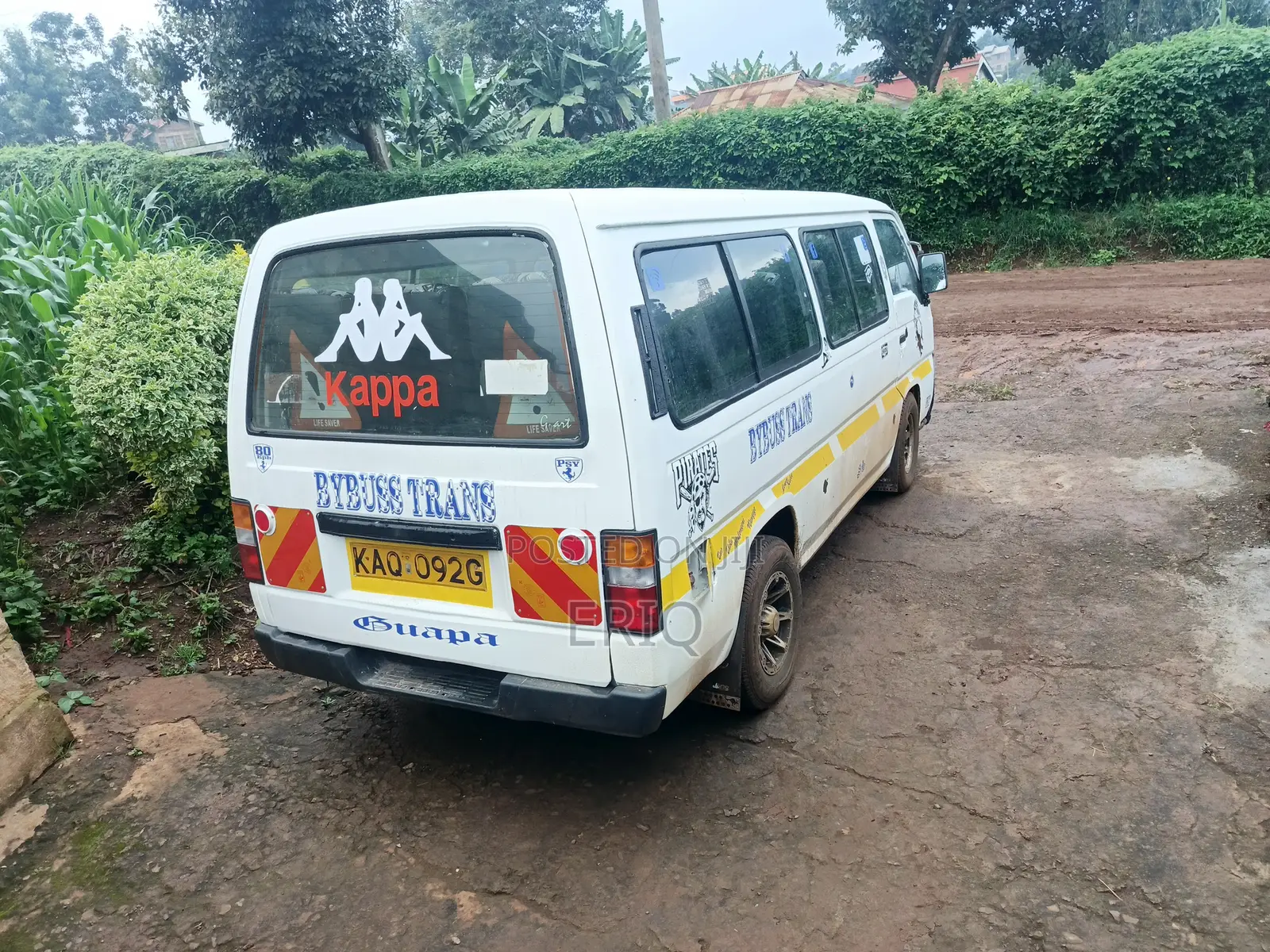 Nissan Caravan (Urvan) 2002 White