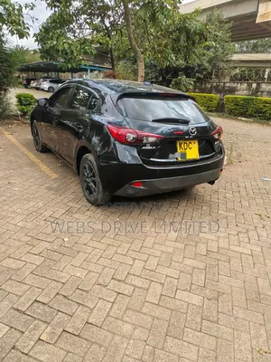 Mazda Axela SV Premium 2014 Black
