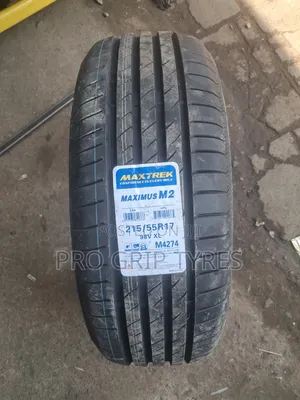 Maxtrek Tyre 215/55r17