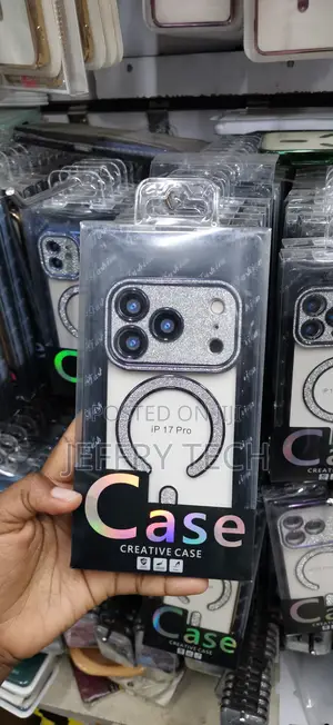 iPhone 17 Pro Sparkling Glitter Case