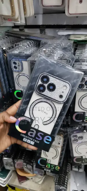 iPhone 17 Pro Sparkling Glitter Case
