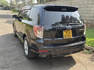 Subaru Forester 2010 Black