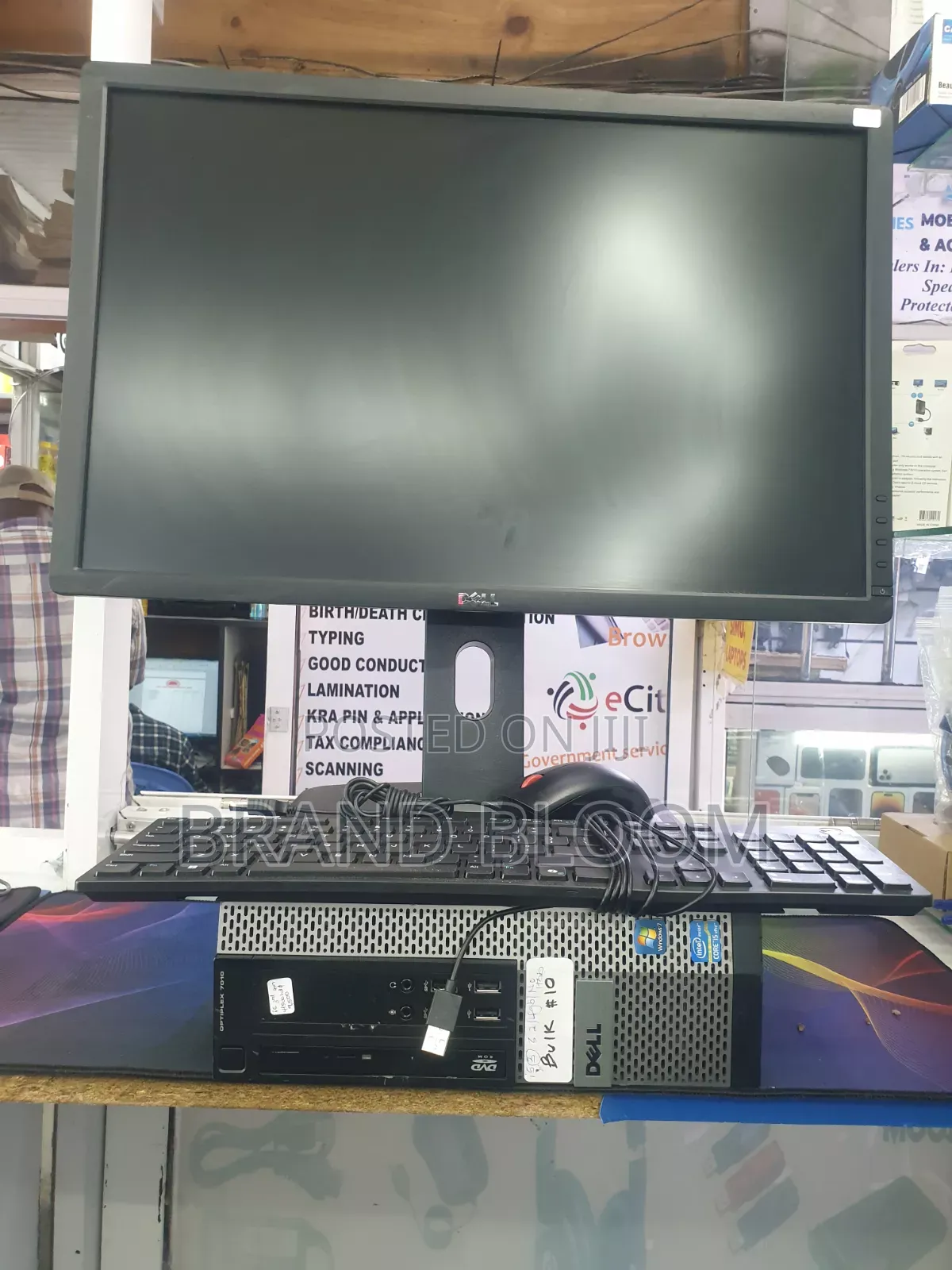 20" Monitor, Desktop, Mouse and Keyboard