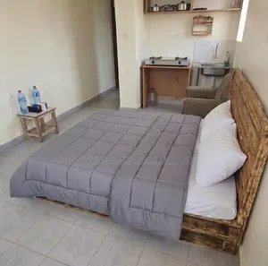 Heavy-Duty 5×6pallet Bed Frame- Strong, Stylish Affordable