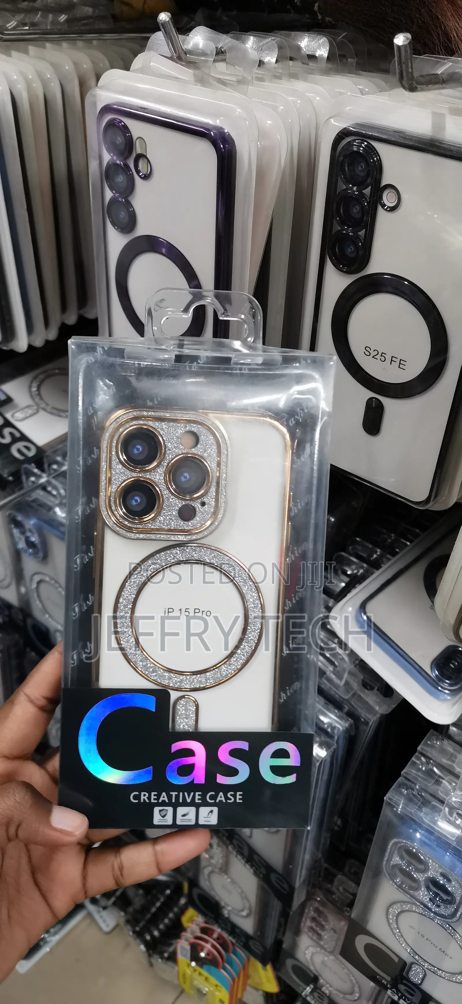 iPhone 15 Pro Case With a Glittering Camera Protector
