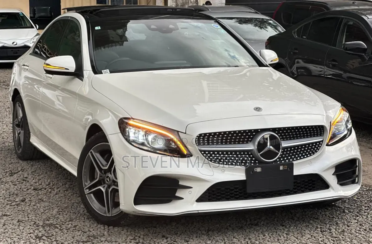 Mercedes-Benz C200 2019 White