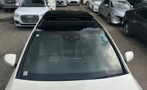 Mercedes-Benz C200 2019 White