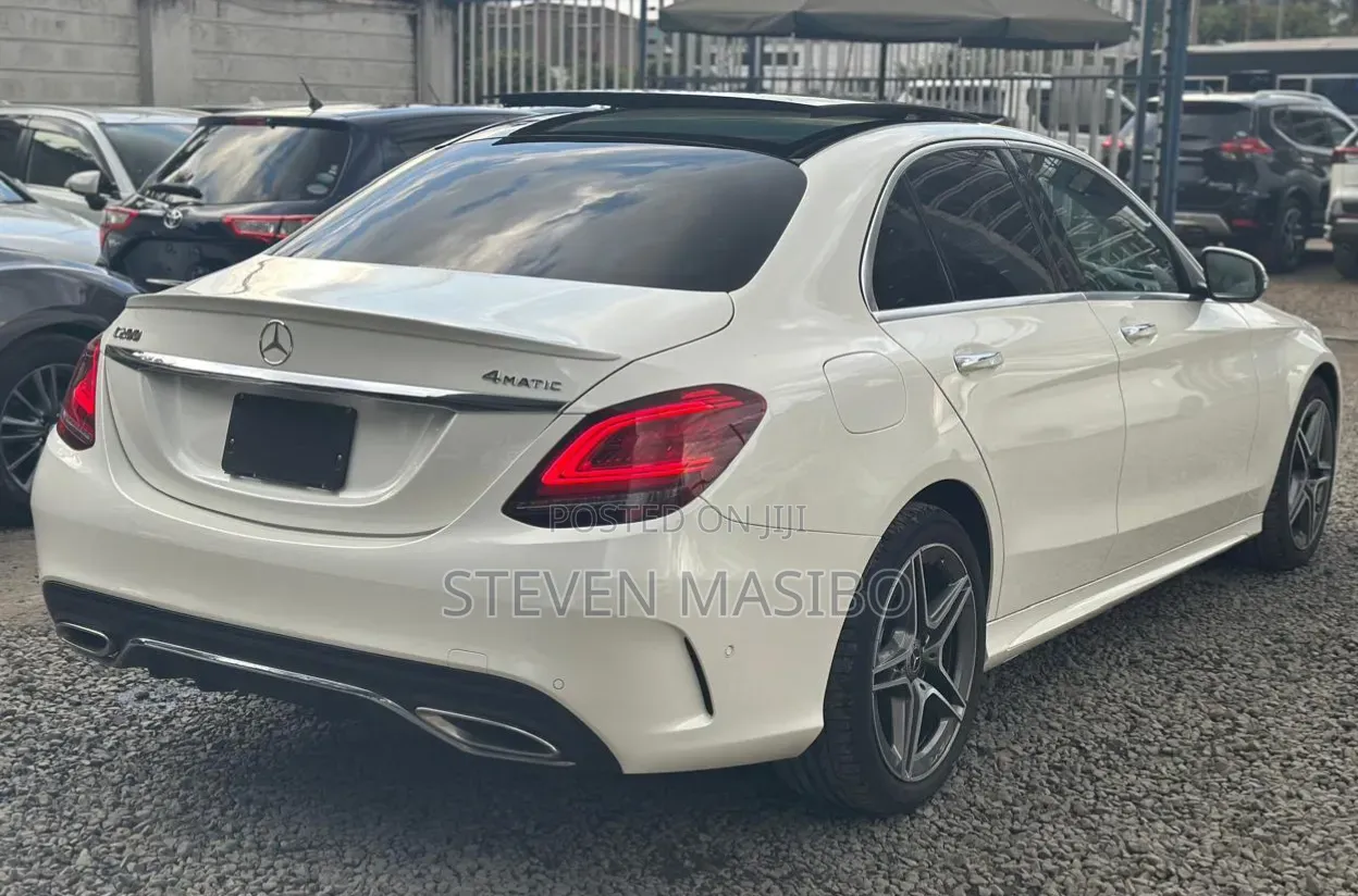 Mercedes-Benz C200 2019 White