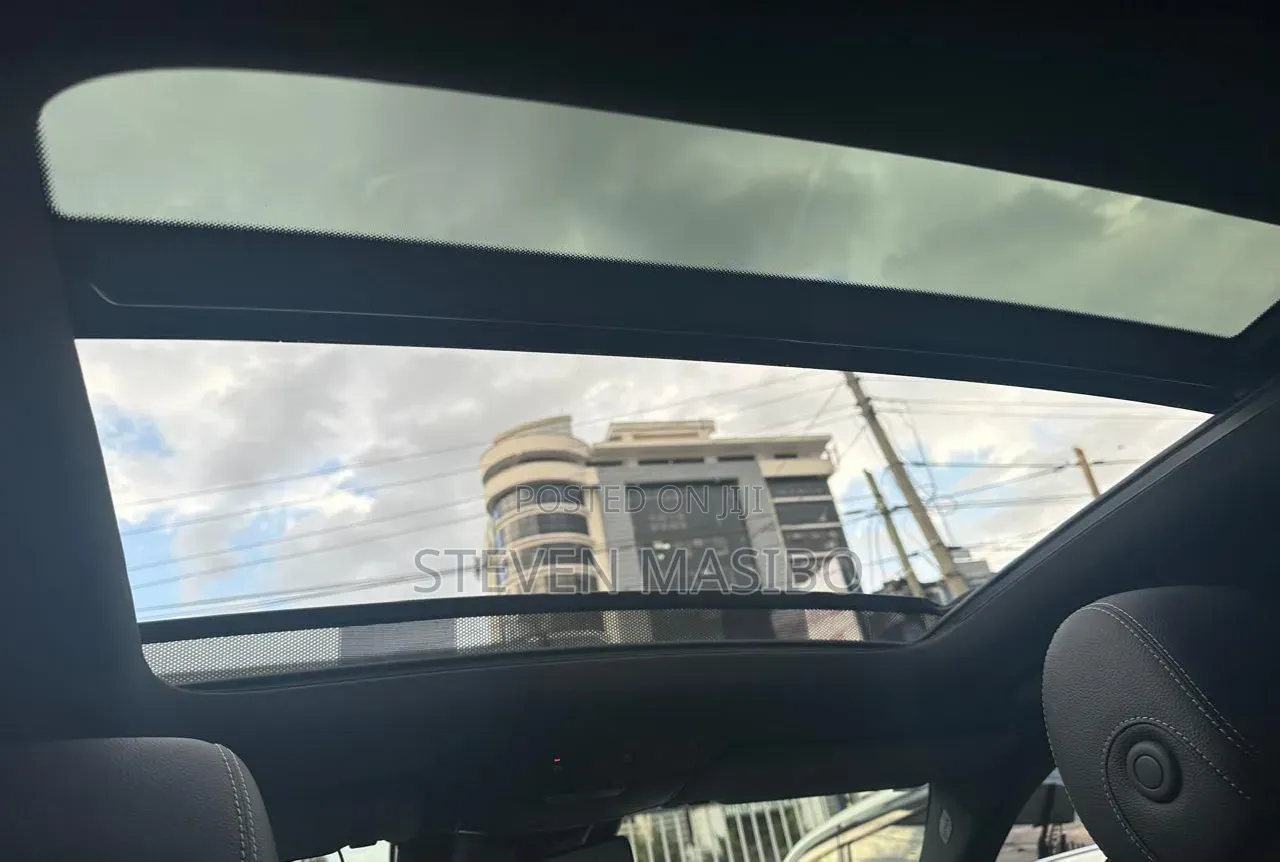 Mercedes-Benz C200 2019 White