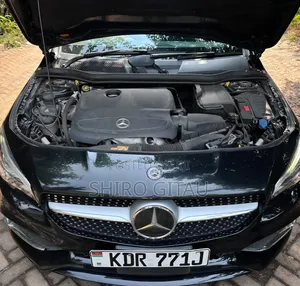 Mercedes-Benz C180 2017 Black
