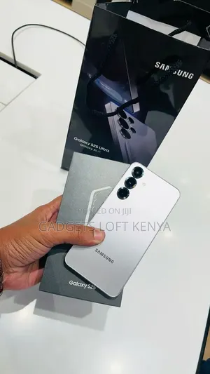 New Samsung Galaxy S25 256 GB Gray