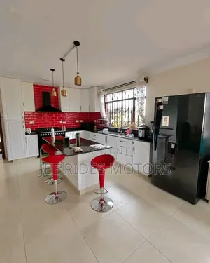 4bdrm Mansion in Karen, Nairobi Central for sale