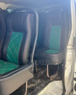 Toyota HiAce 2014 White