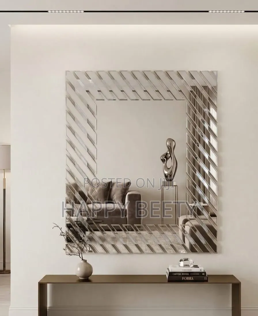 *Linear Design Decorative Wall Mirror – Gold Silver Finish*
